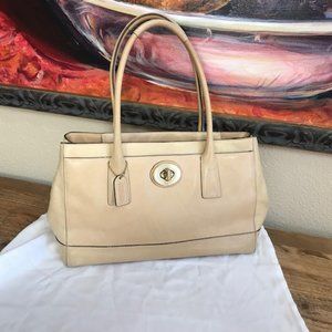 Coach Signature Hamptons Large Leather Tote Bag